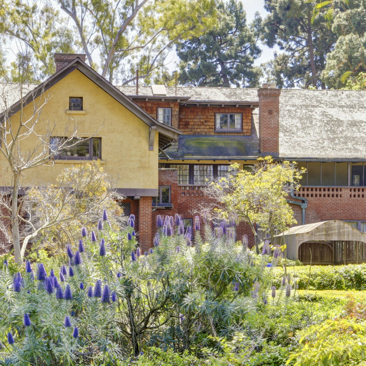 Marston House
Rose garden in San Diego architectural building structure in the center.; Shutterstock ID 101095612; your: Bridget Brown; gl: 65050; netsuite: Online Editorial; full: POI Image Update