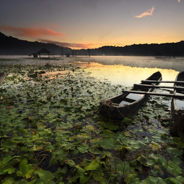 morning scenery at tamblingan lake, bali, indonesia