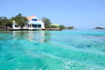 Waterffont house on Islas del Rosario
