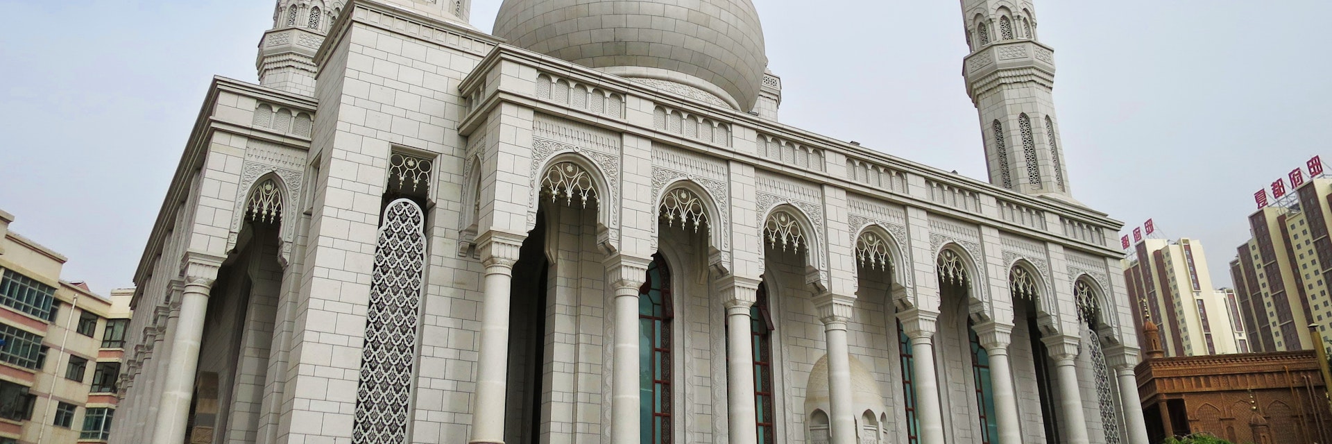 Exterior of Dongguan Grand Mosque