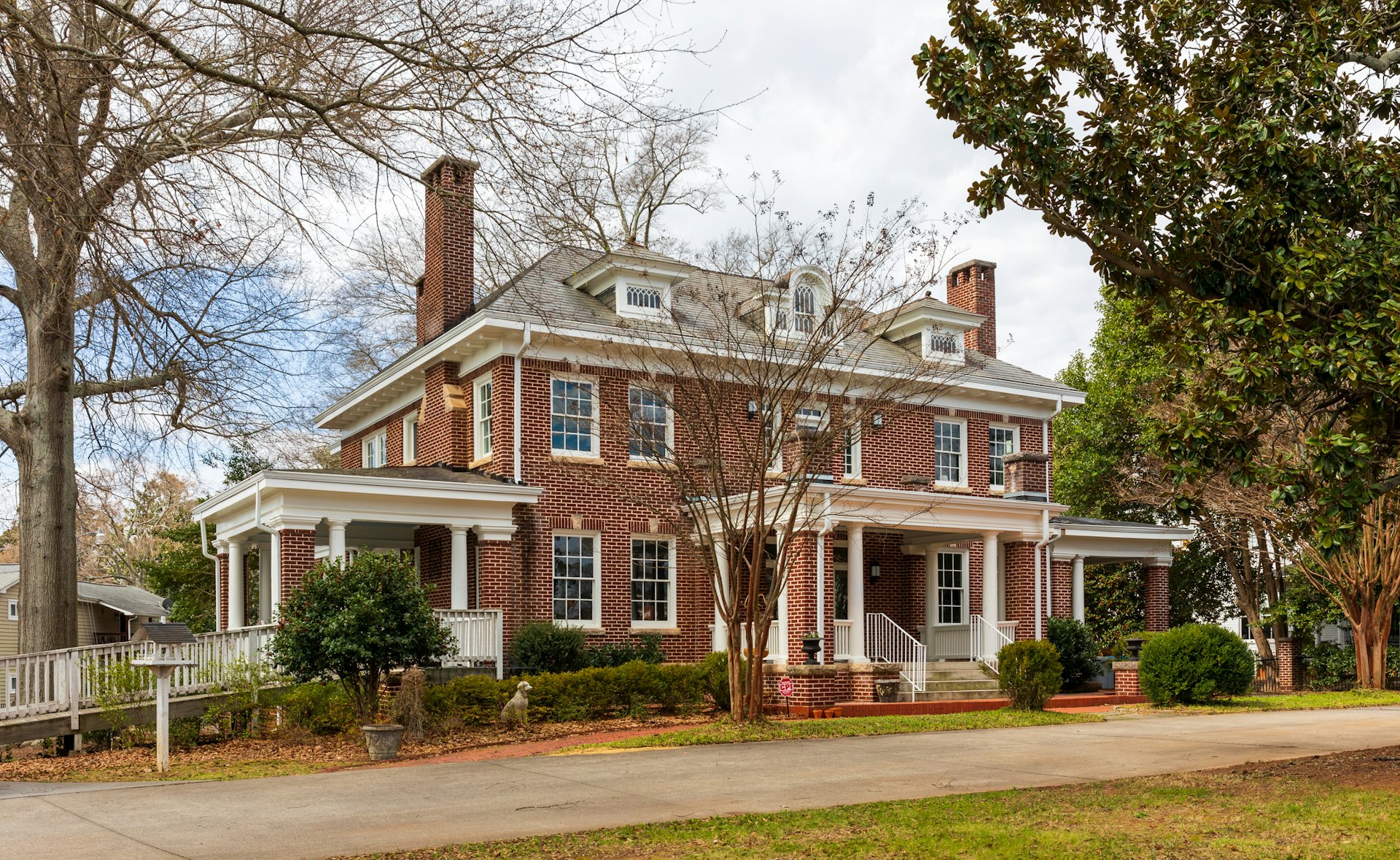 Exterior shot of an elegant home, Belmont, NC  USA