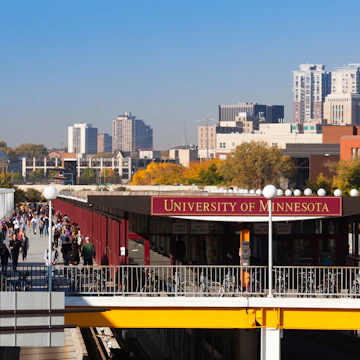 DY5FWE USA, Minnesota, Minneapolis, skyline from the University of Minnesota