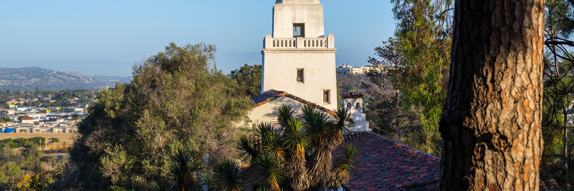 EGX26Y View of the Junipero Serra Museum building in the morning. Presidio Park,  San Diego, California, United States.

Presidio Hill