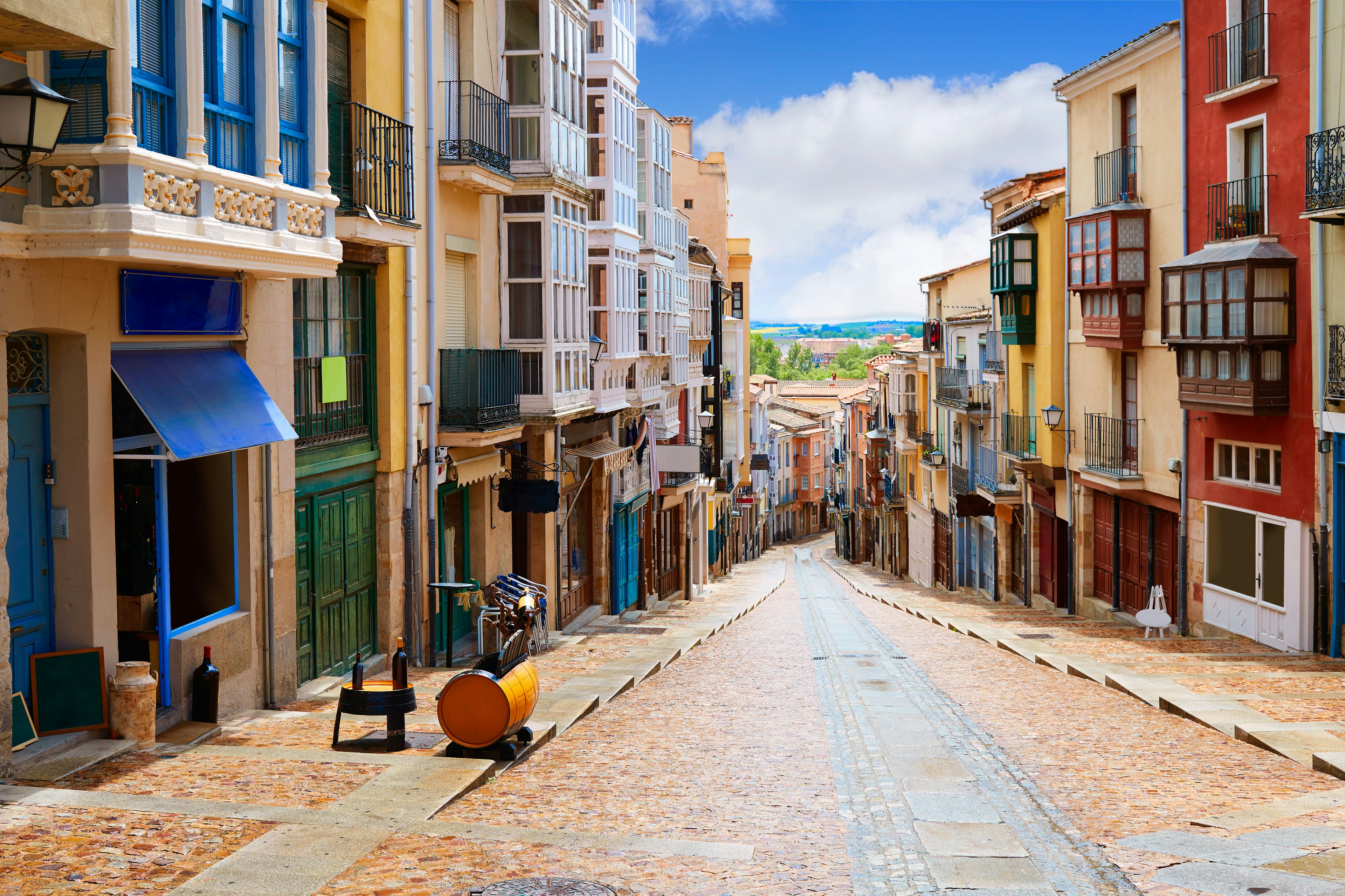 Calle de Balborraz in Zamora, where several routes of the Camino de Santiago meet