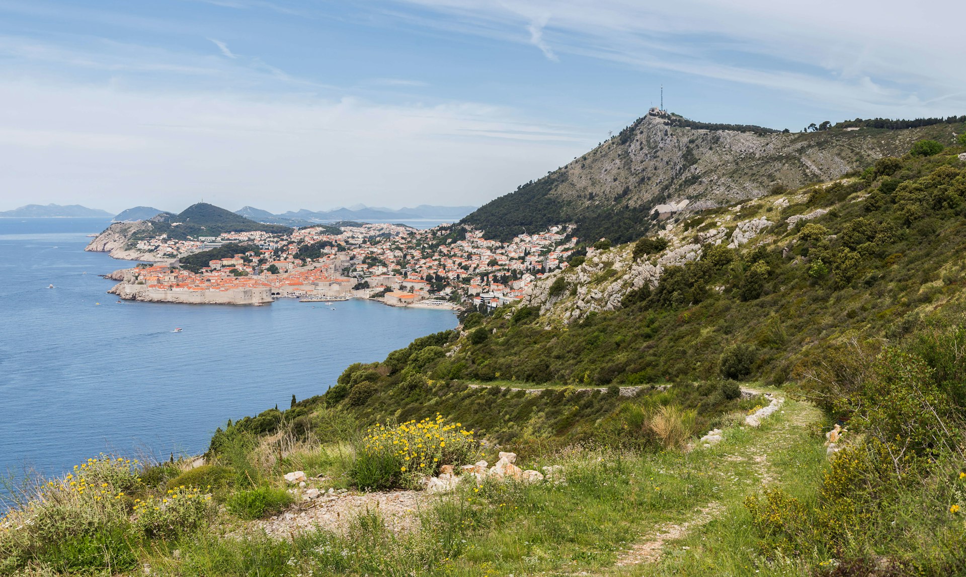 The breathtaking views of Dubrovnik's beautiful old town seen from Park Orsula