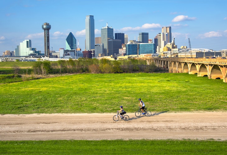 Dallas Texas Travel Guide: Where to Eat, Drink, Stay, and Play in the Texas  City