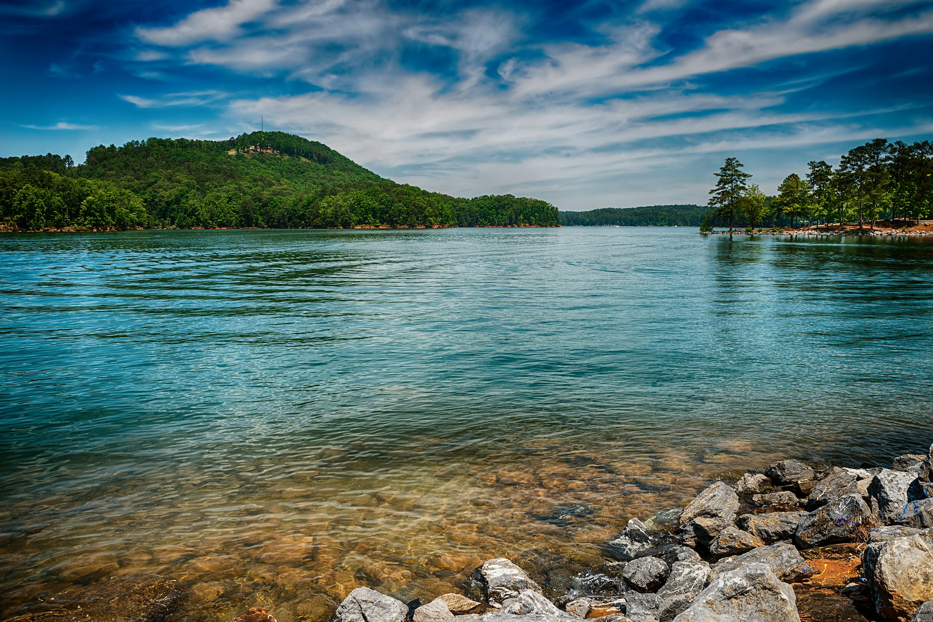 View over Lake Allatoona at Red Top Mountain State Park north of Atlanta