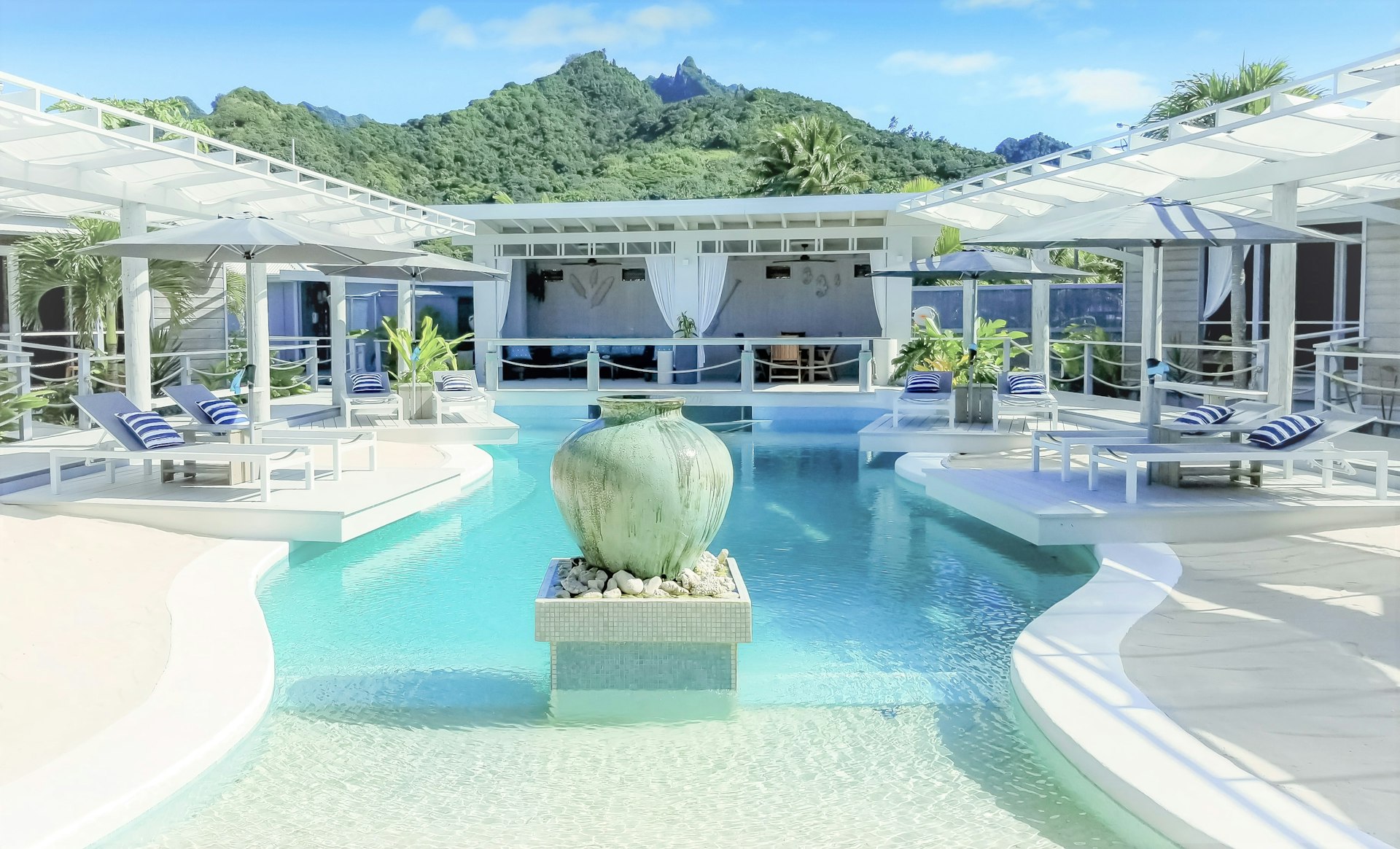 The elaborate pool at Ocean Escape Resort & Spa Cook Islands