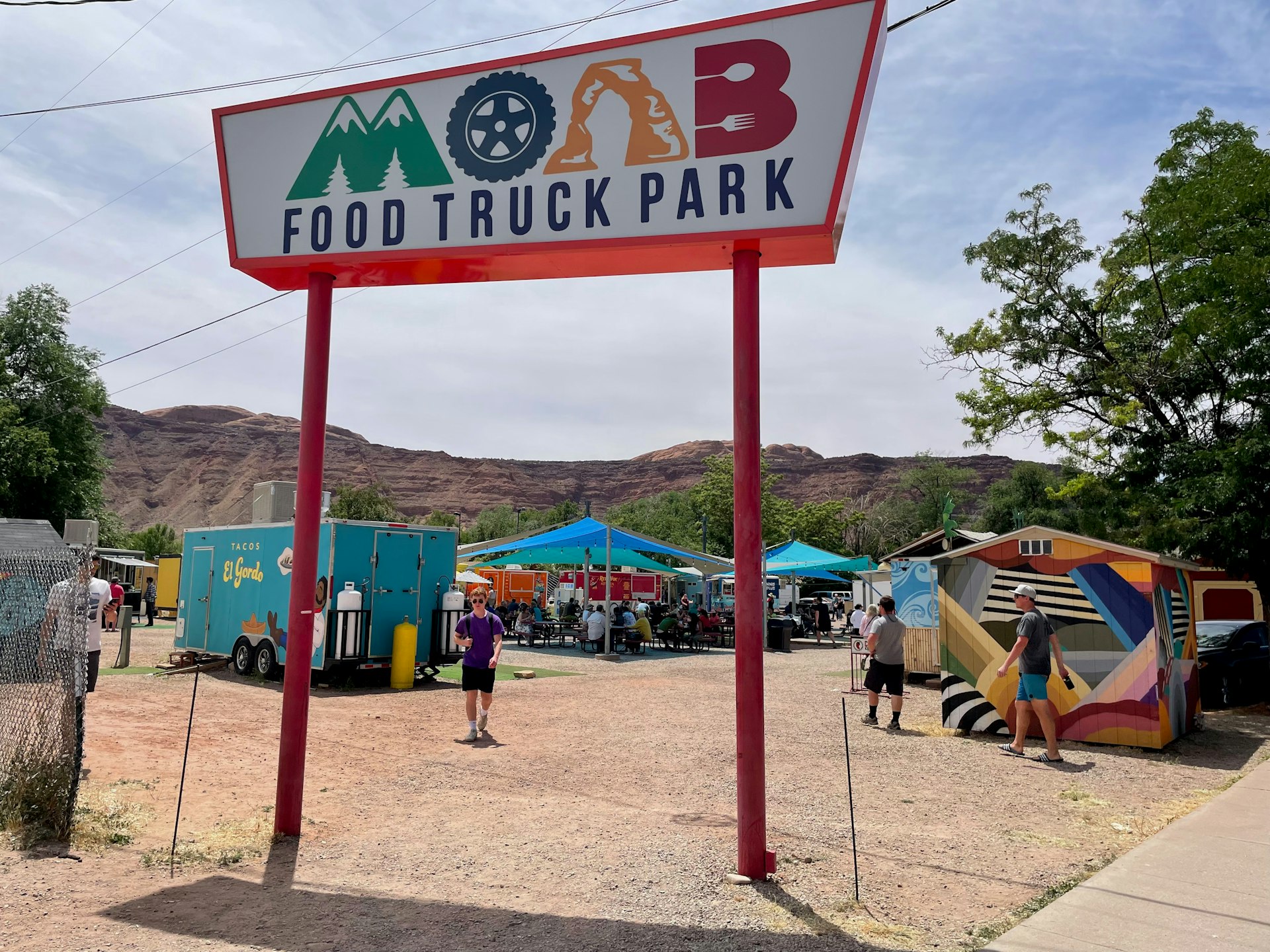 yeager_foodtruckpark_moab.jpeg