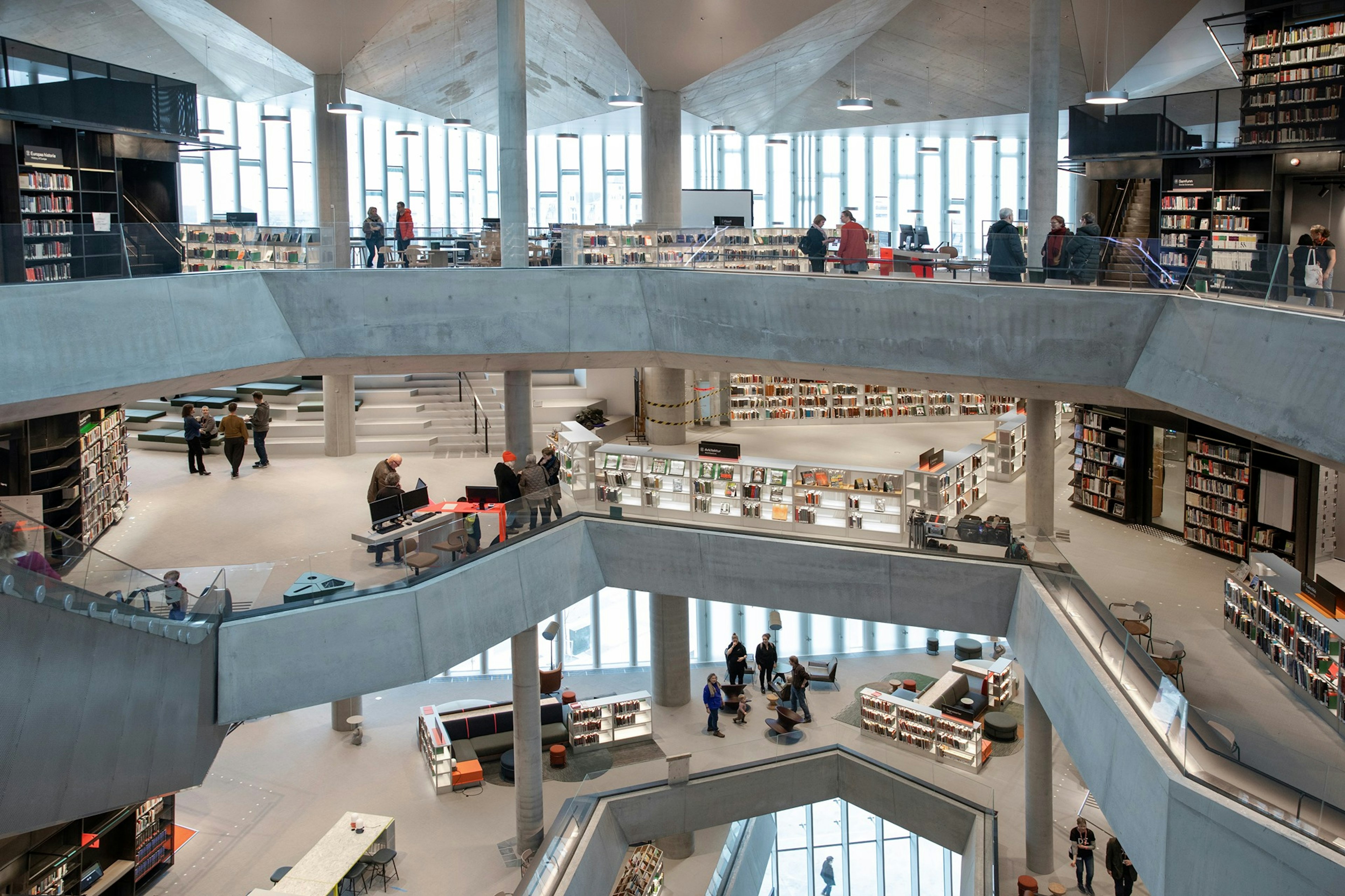 Rows of bookshelves at Oslo's Deichman Library.jpg