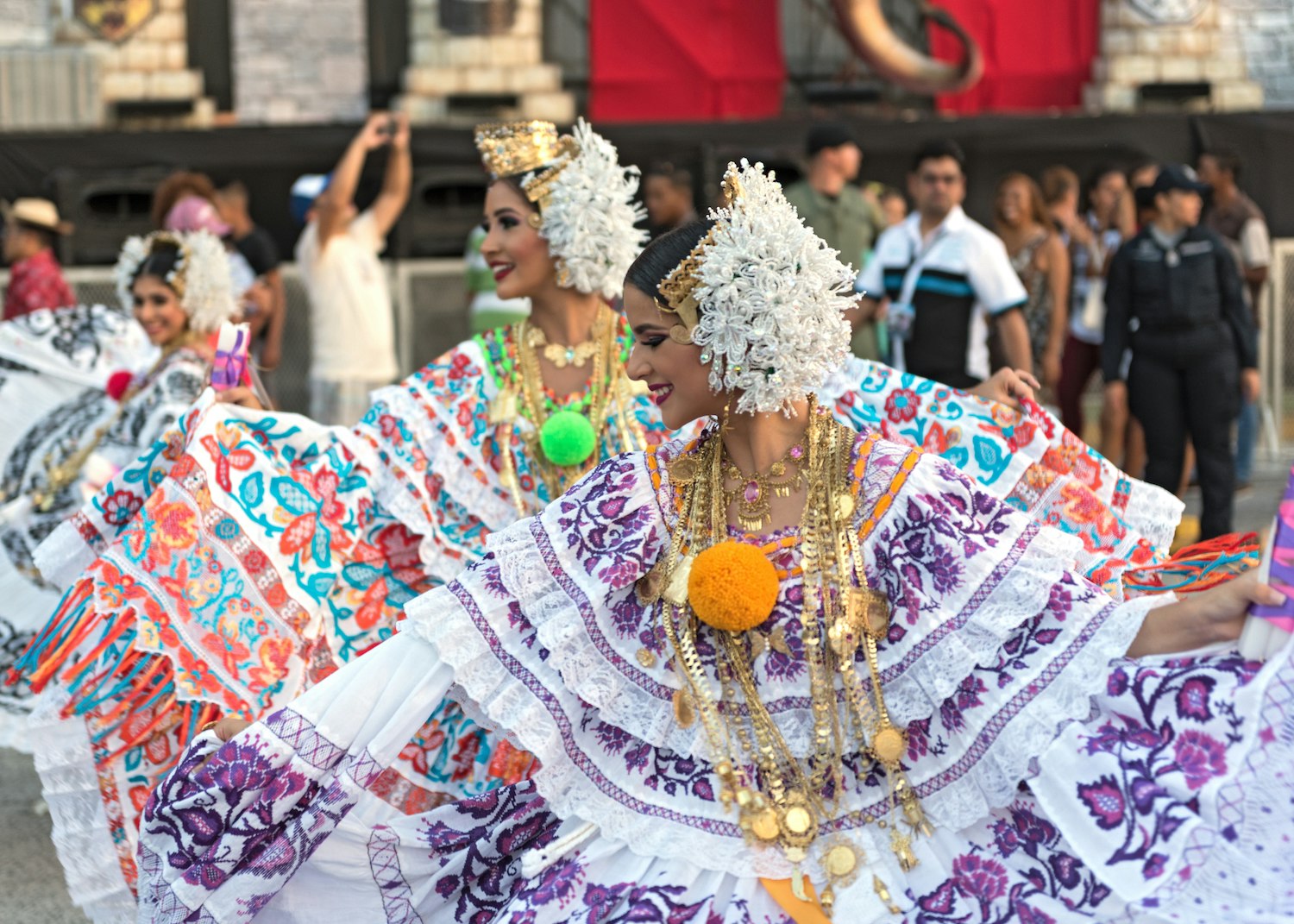 Dancers in traditional costume at the carnival in the streets of Panama City
