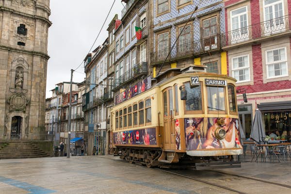 The best ways to get around Porto and enjoy the views along the way - Lonely Planet