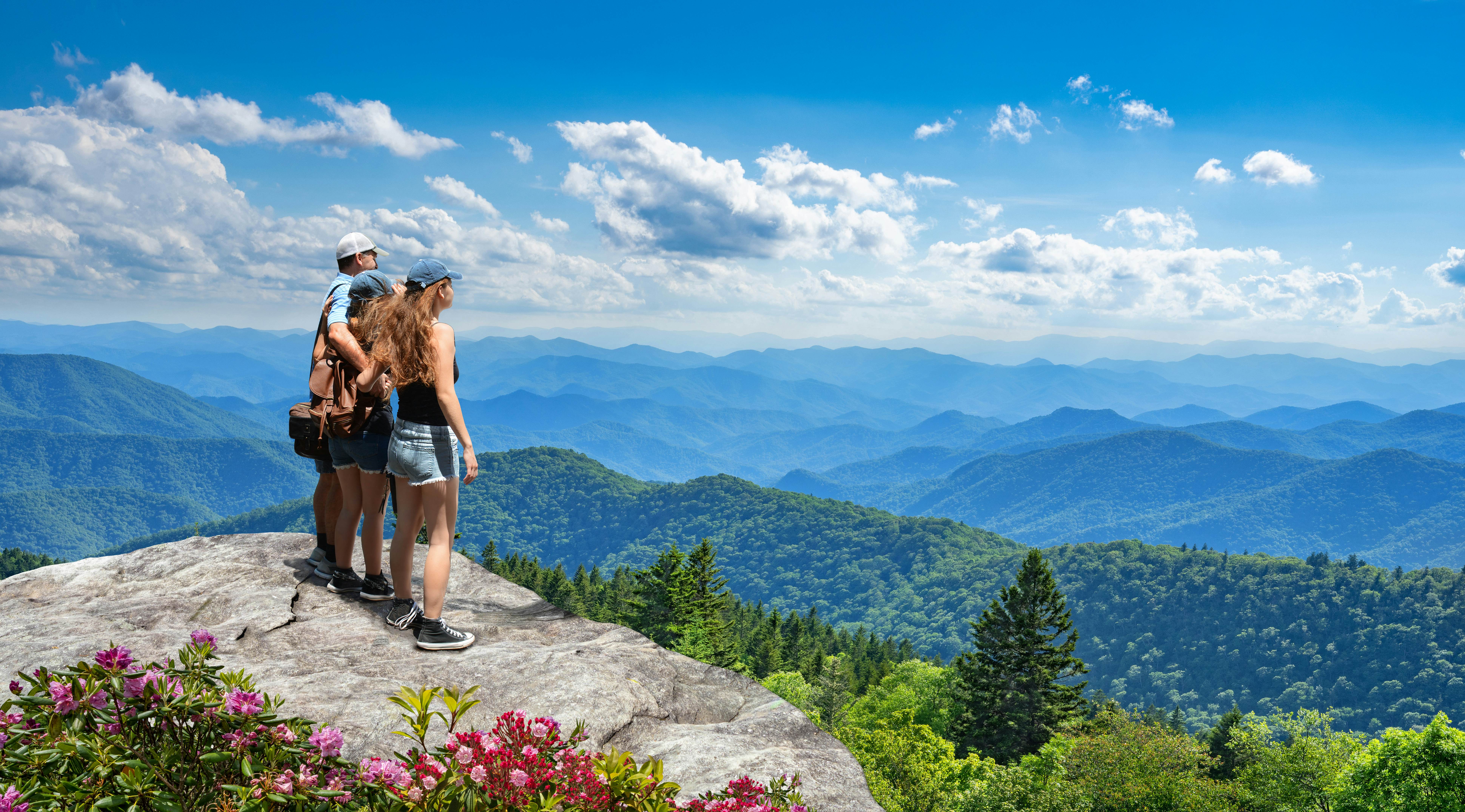 The best time to visit the Great Smoky Mountains National Park - Lonely 