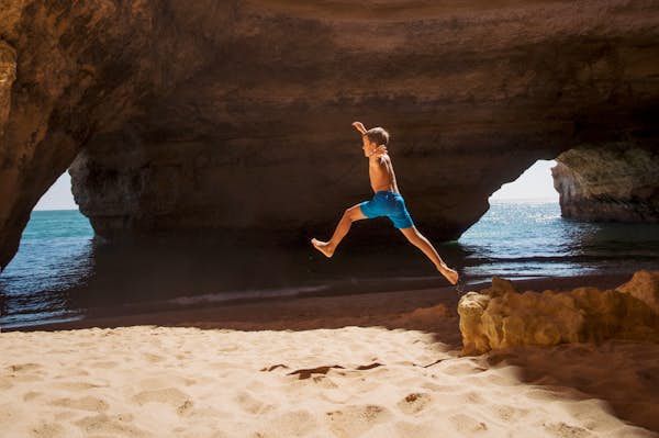 So besuchen Sie die Algarve mit kleinem Budget