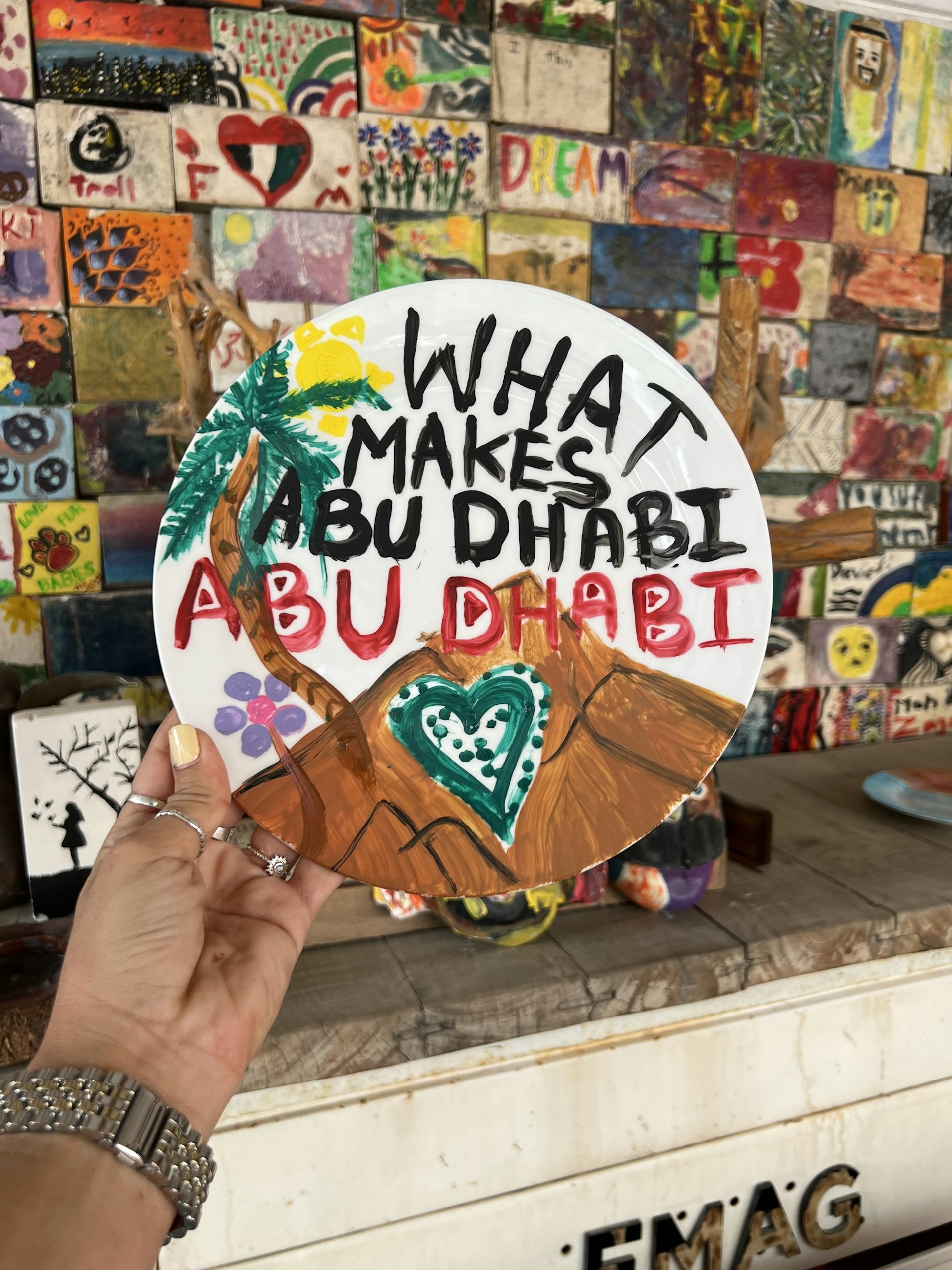 Abu-Dhabi_Krunz_Art.jpeg