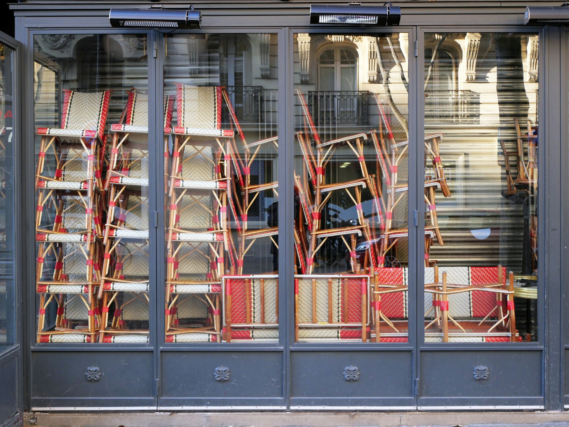 A Parisian restaurant closed 