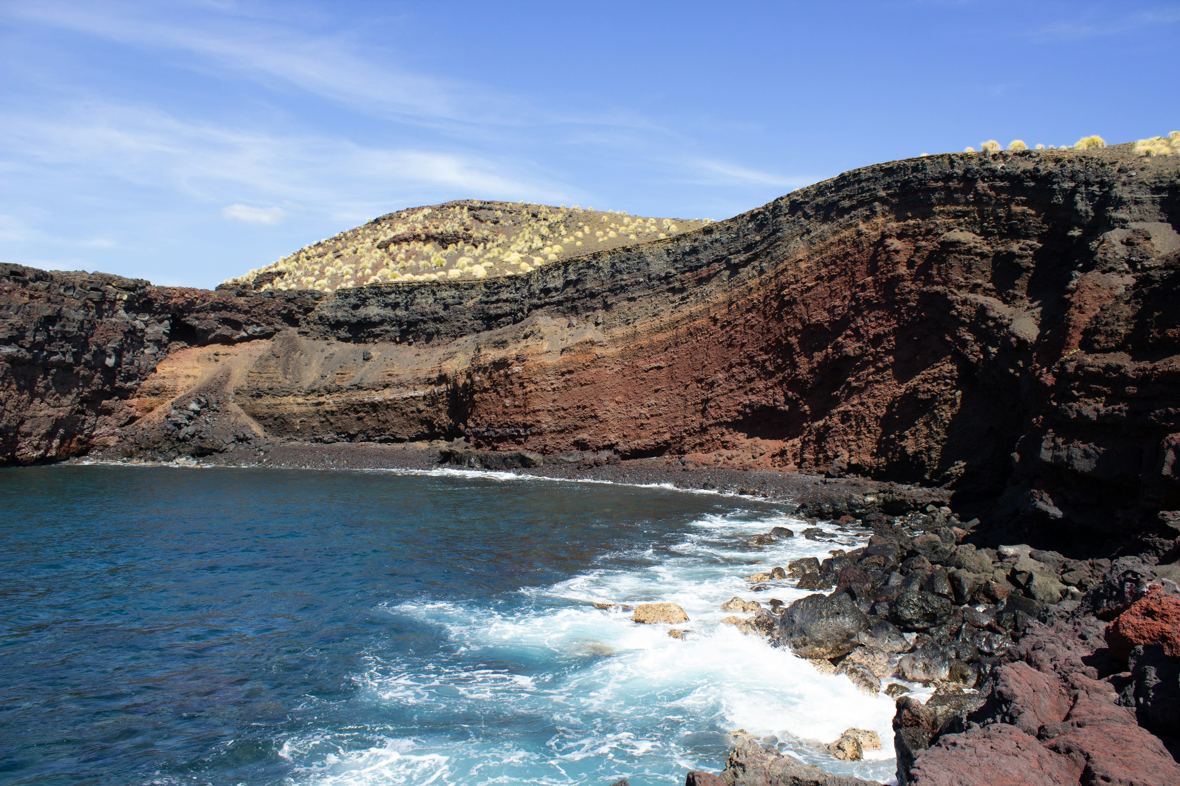 Puʻu Kī, along the coastline of Pōhue