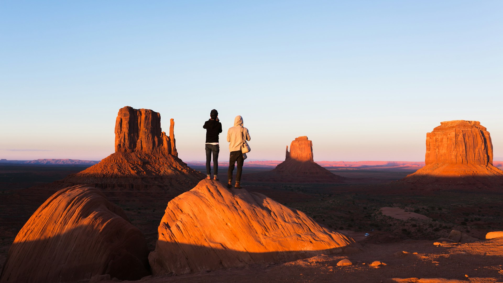 People watching the sunset in Monument Valley, Arizona