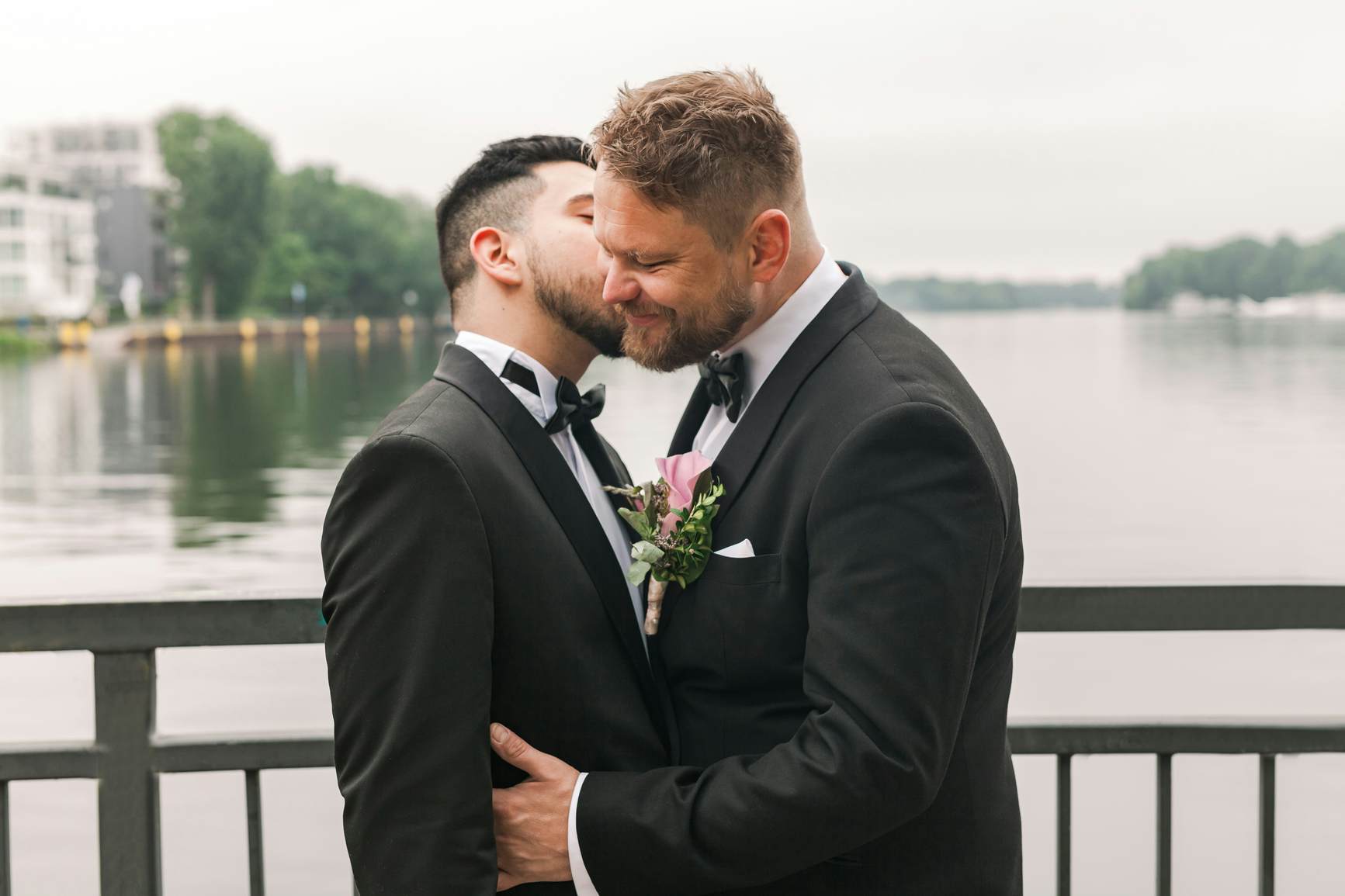Planning a same sex marriage in Switzerland - all you need to know pic