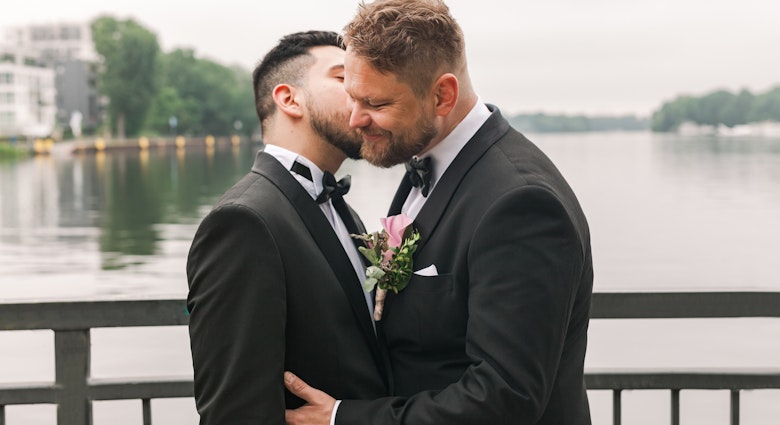 Image #3296494 - Medium (1733 x 1155px) - gay marriage - two grooms at the river