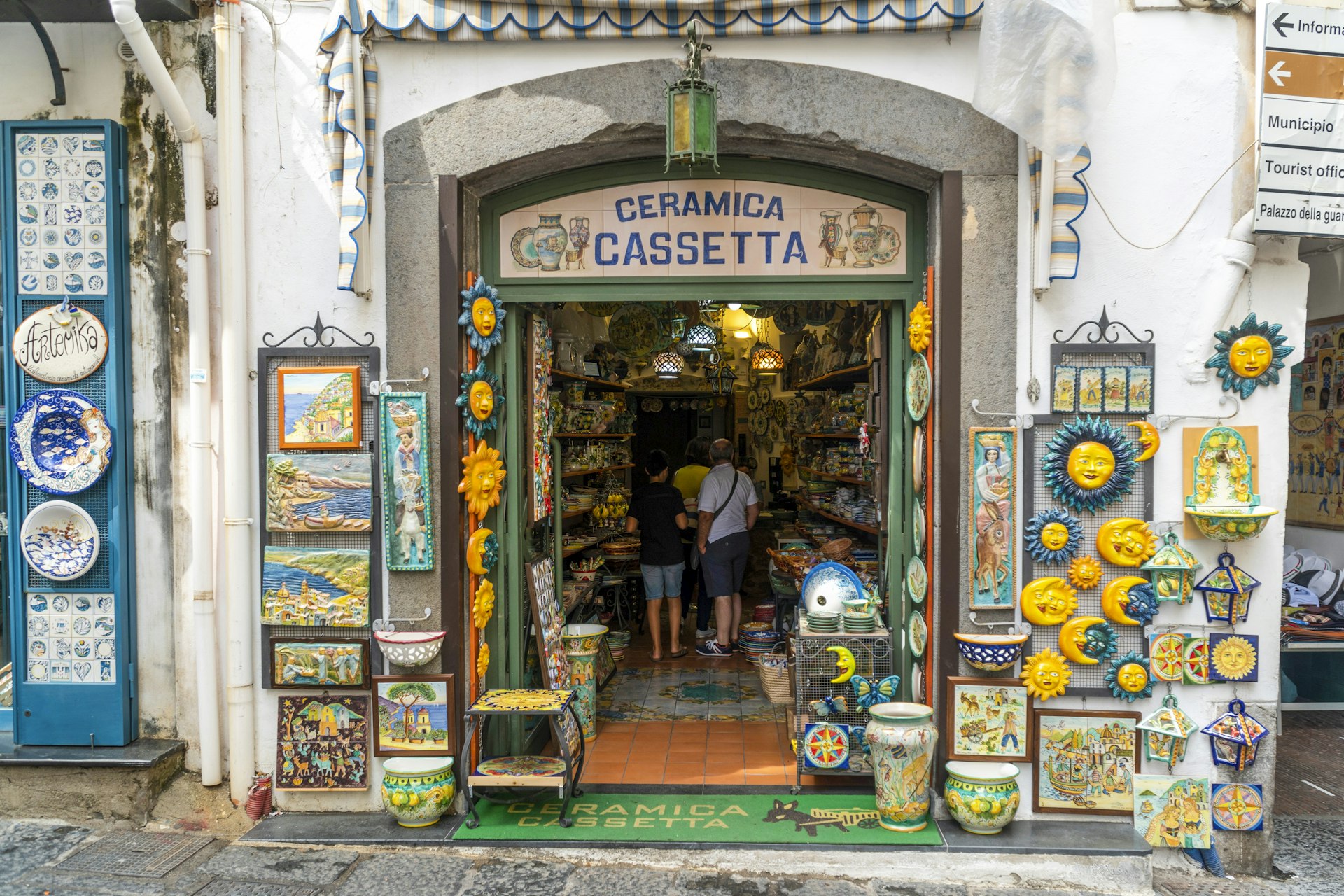 A traditional ceramic store in Vietri.