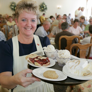 AFNJKY Indiana,LaGrange County,Shipshewana,The Blue Gate Restaurant & Bakery,Amish dining,waitress server employee interior,dessert,pie,ice cream,IN070829071