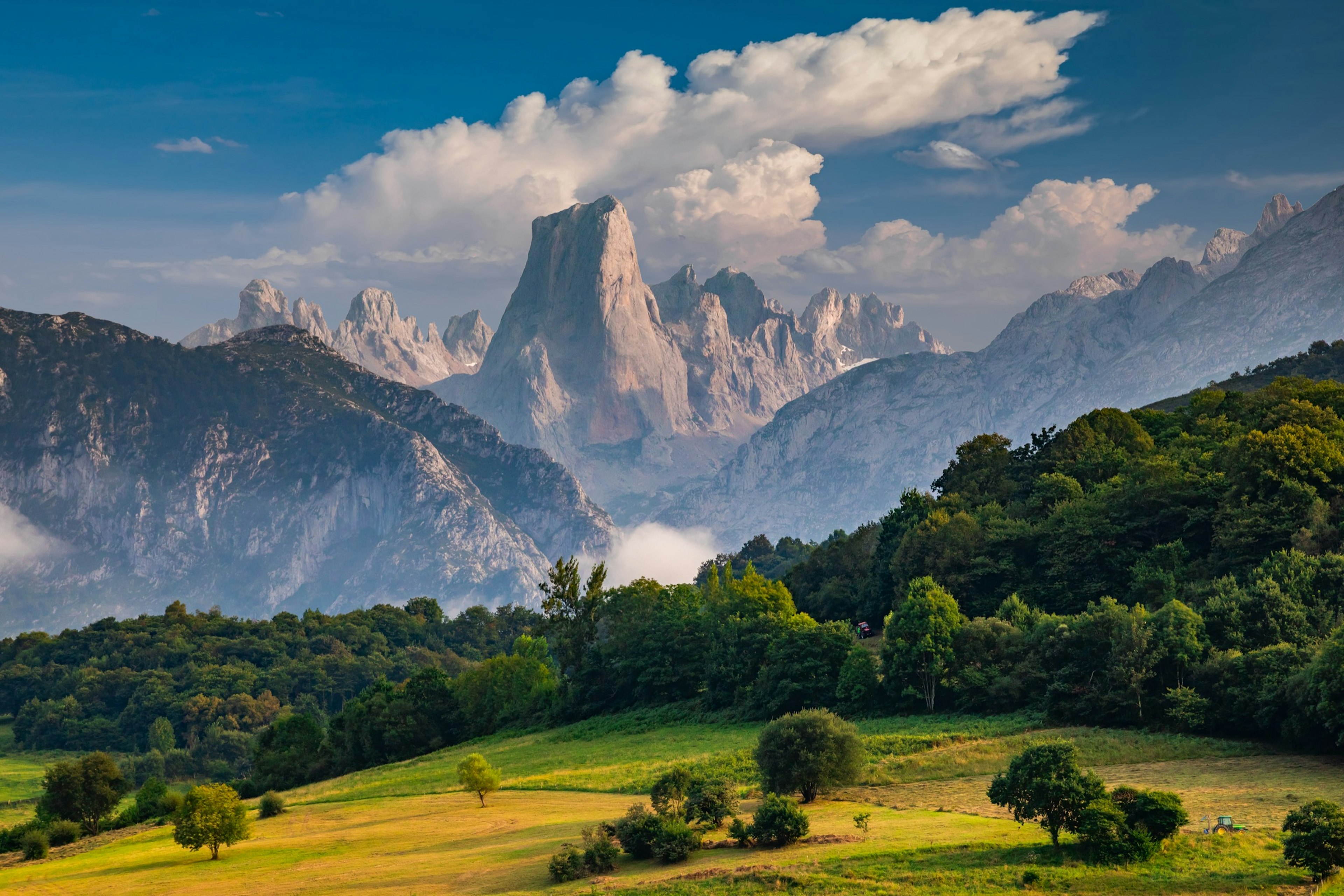 Naranjo,De,Bulnes,(known,As,Picu,Urriellu),In,Asturias,,Spain.