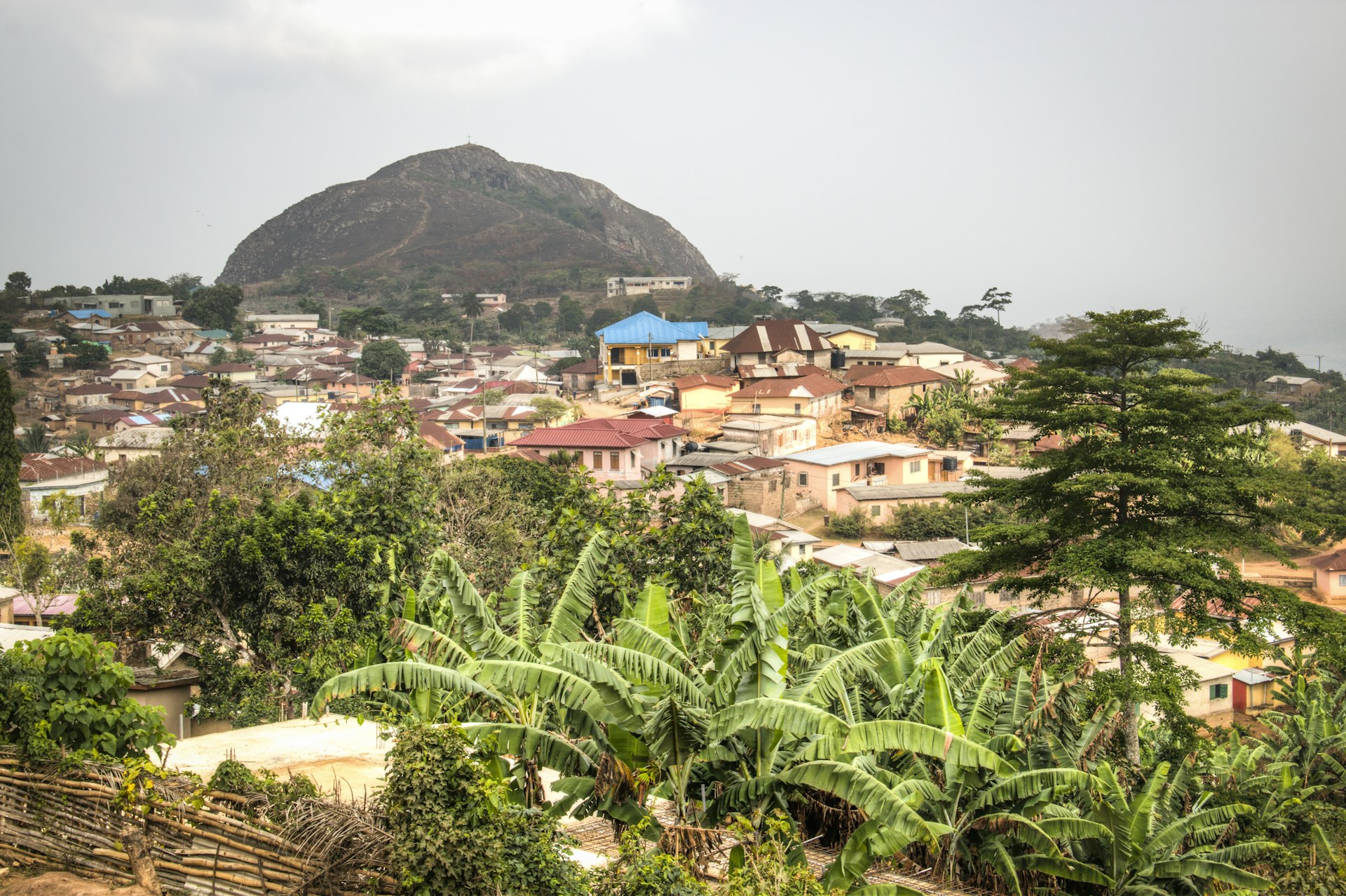 A view over the town of Amedzofe with Mount Gemi in the distance, Volta Region, Ghana, West Africa