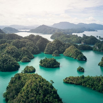 High angle shot of the beautiful islands of Indonesia