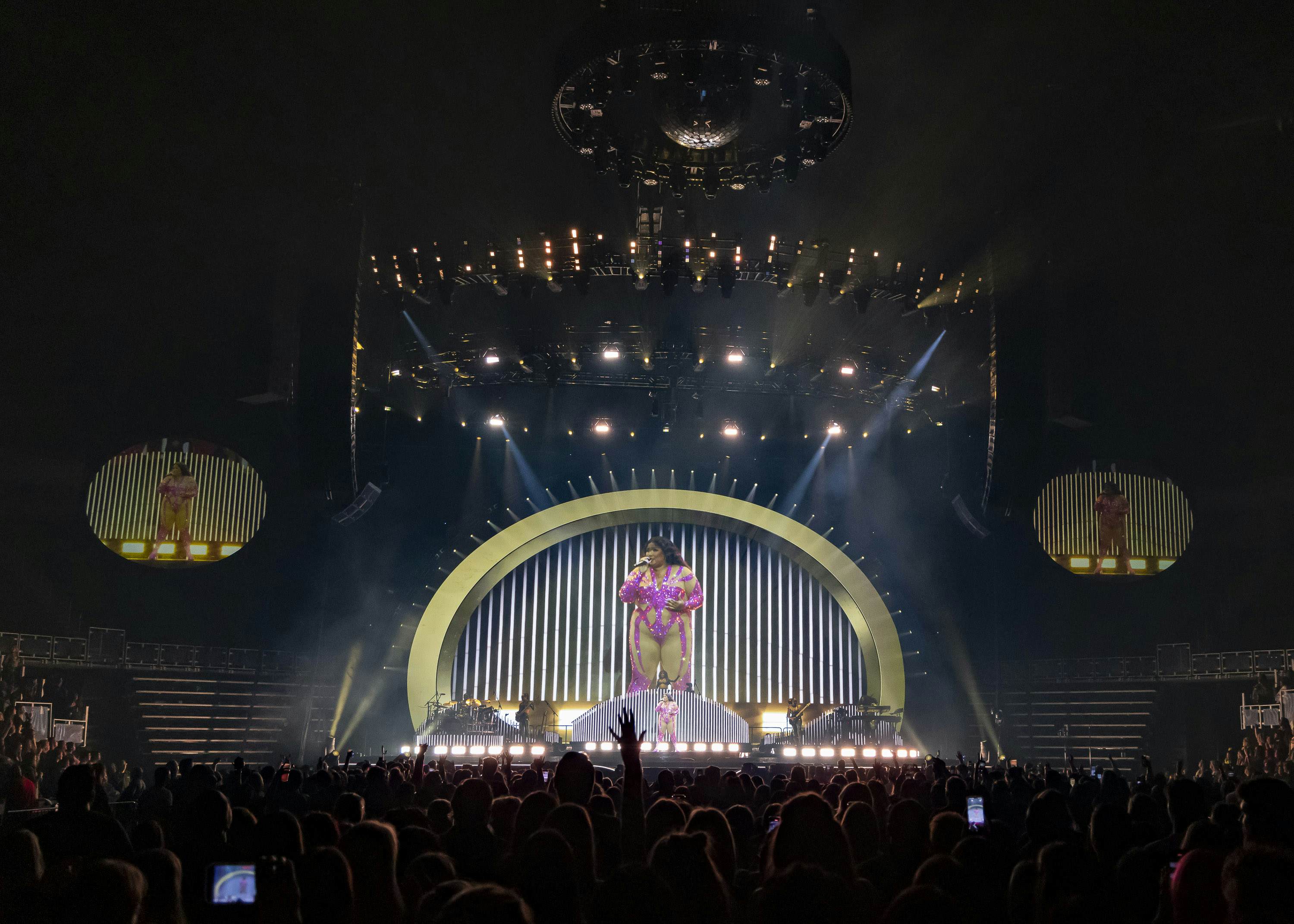 Caesars Palace Las Vegas Shows: Best Concerts & Entertainment