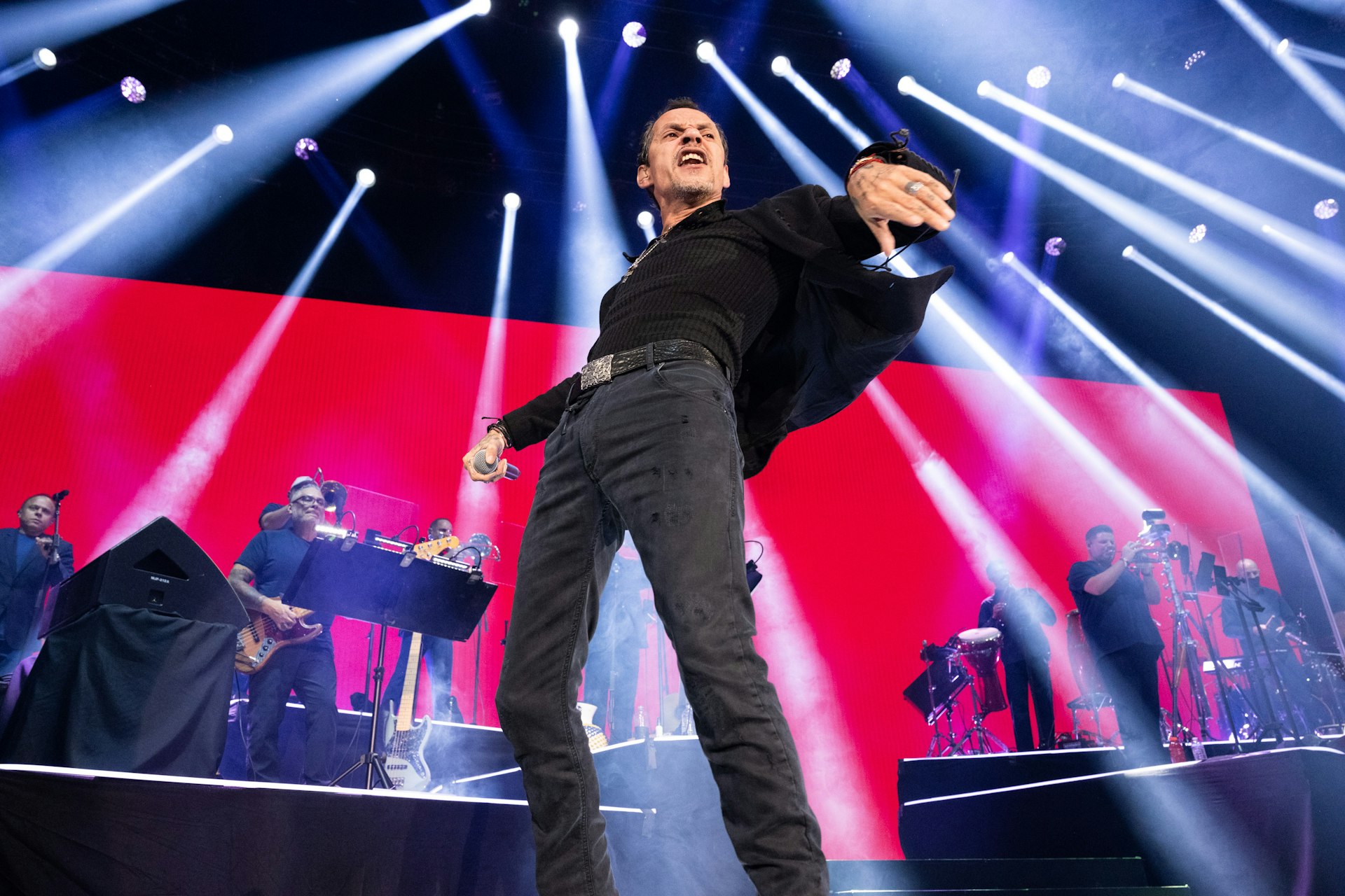 Singer Marc Anthony performs onstage during the VIVIENDO Tour, Inglewood, California, USA