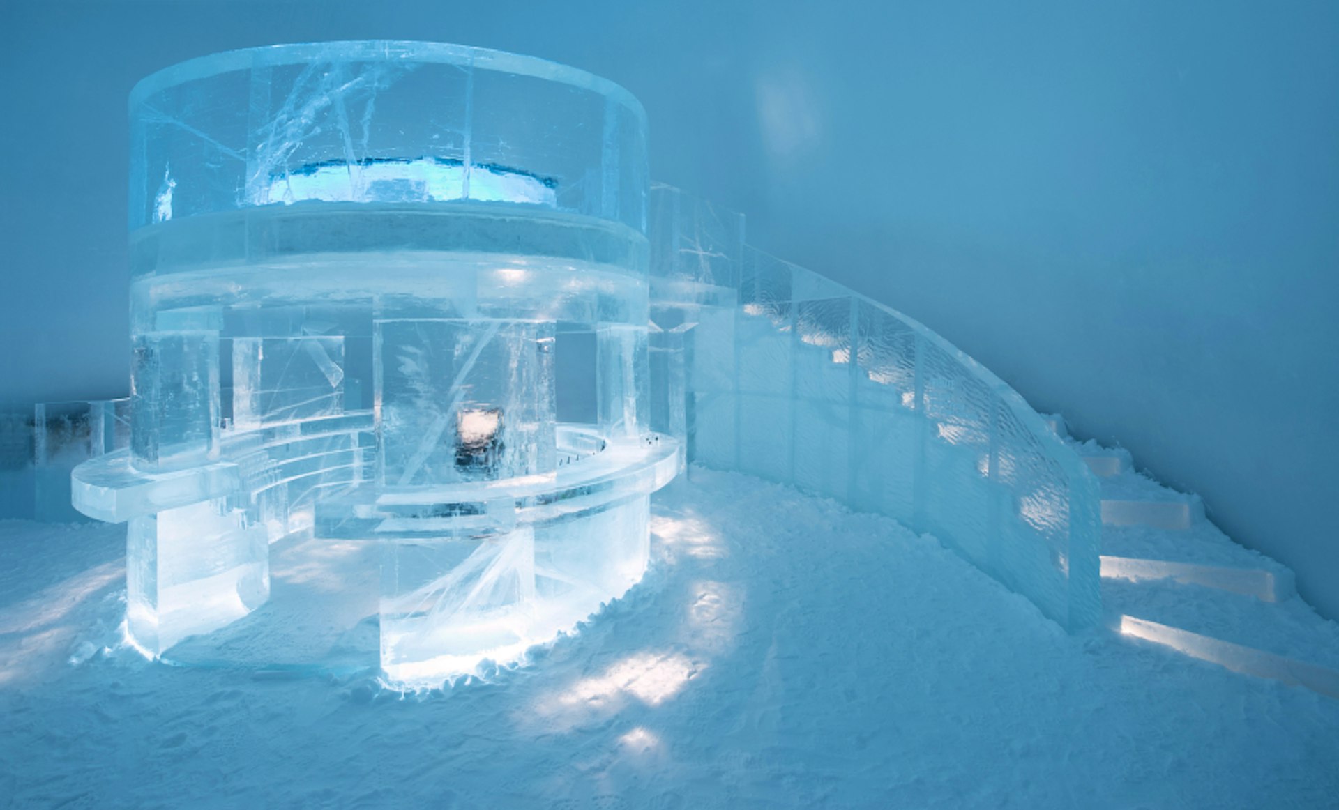 Iglu-Hotels: So spektakulär schläft es sich mitten im Eis