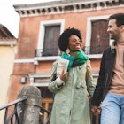 Couple enjoying an holiday vacation in Venice - Italy.
1208157828