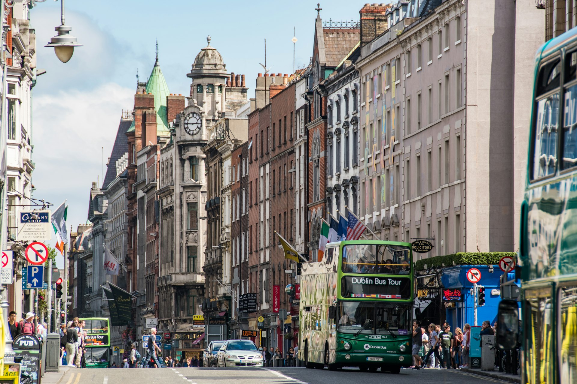 A busy Dublin street in the daytime