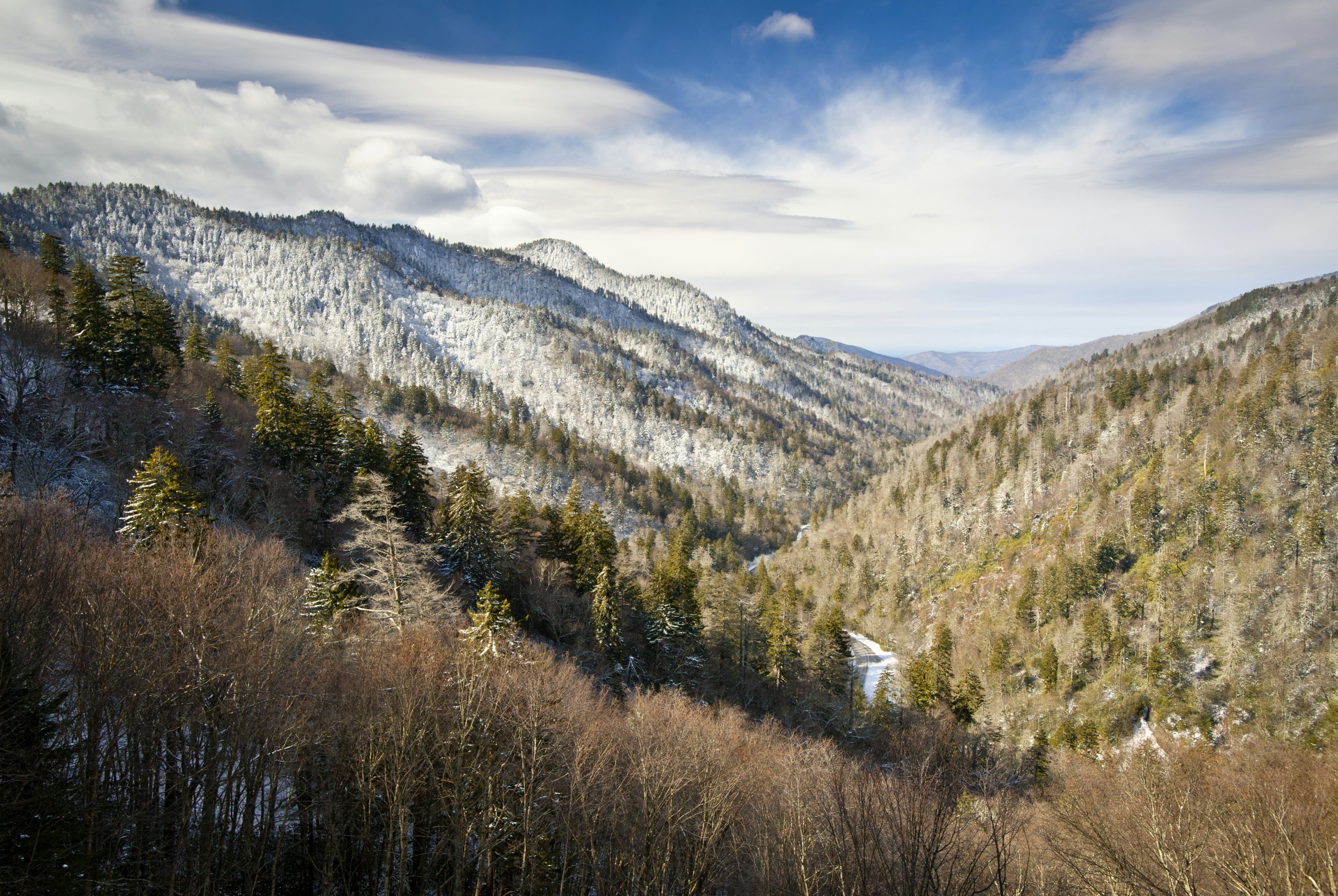 Gatlinburg-Great Smoky Mountains National Park snowy landscape in Winter. adventure, appalachia, appalachians, breathtaking, clouds, cold, daytime, destinations, exploration, forest, frost, frozen, gatlinburg, getaway, great smoky mountains, gsmnp, horizon, ice, icy, january, landscape, morning, mountains, national park, nature, newfound gap, outdoors, peaks, ridges, scenic, seasonal, seasons, sightseeing, sky, smokies, smokys, snow, tennessee