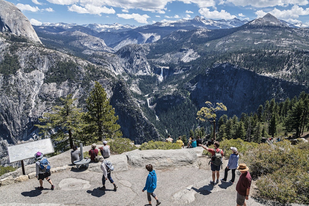Best time to visit Yosemite National Park Lonely