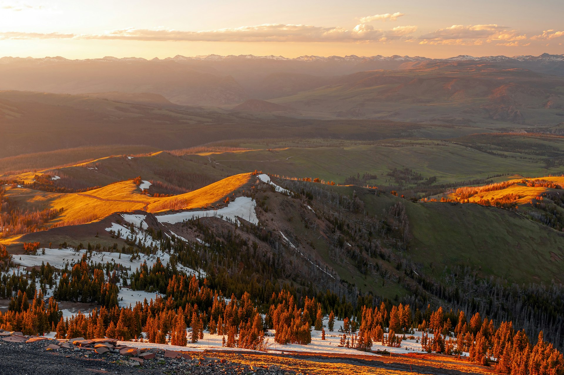 Scenic view of fall colors and light snow from the summit of Mt. Washburn, Yellowstone National Park