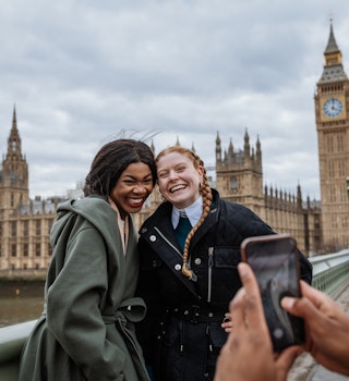 Young multi-ethnic tourists in London,UK during wintertime
1464460353