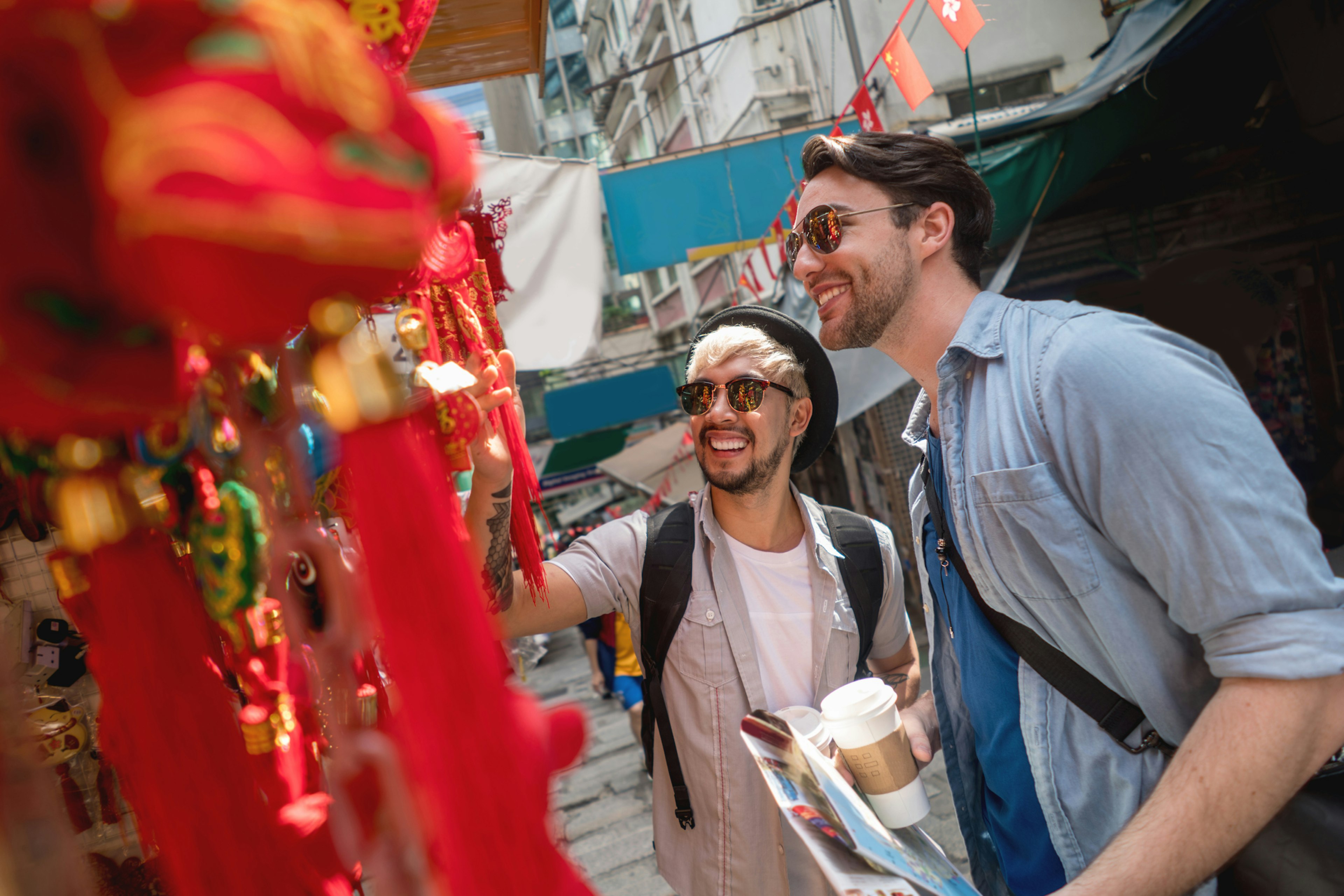 Couple visit flea market in Hong Kong