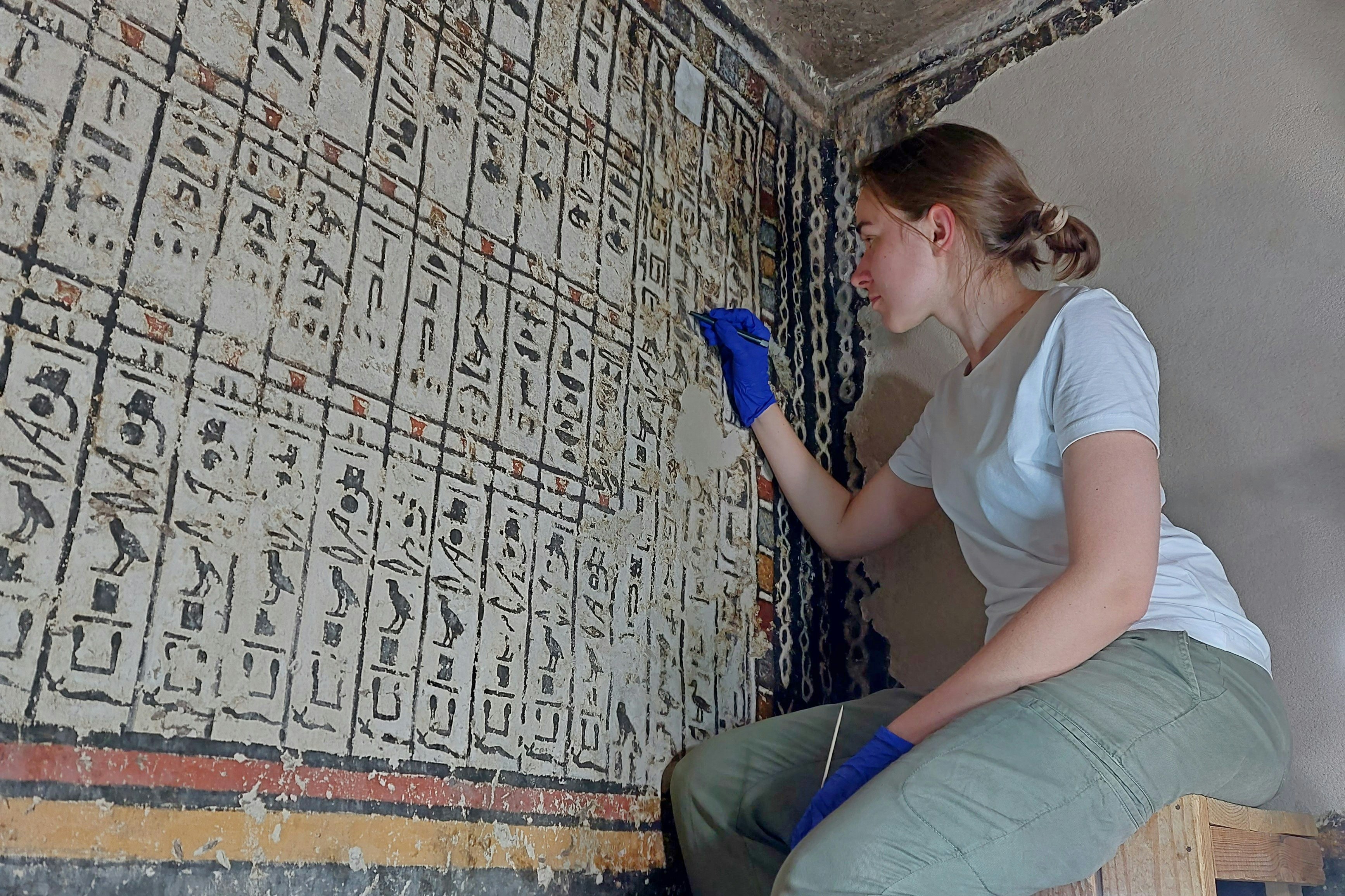 Tomb of Meru hieroglyphics