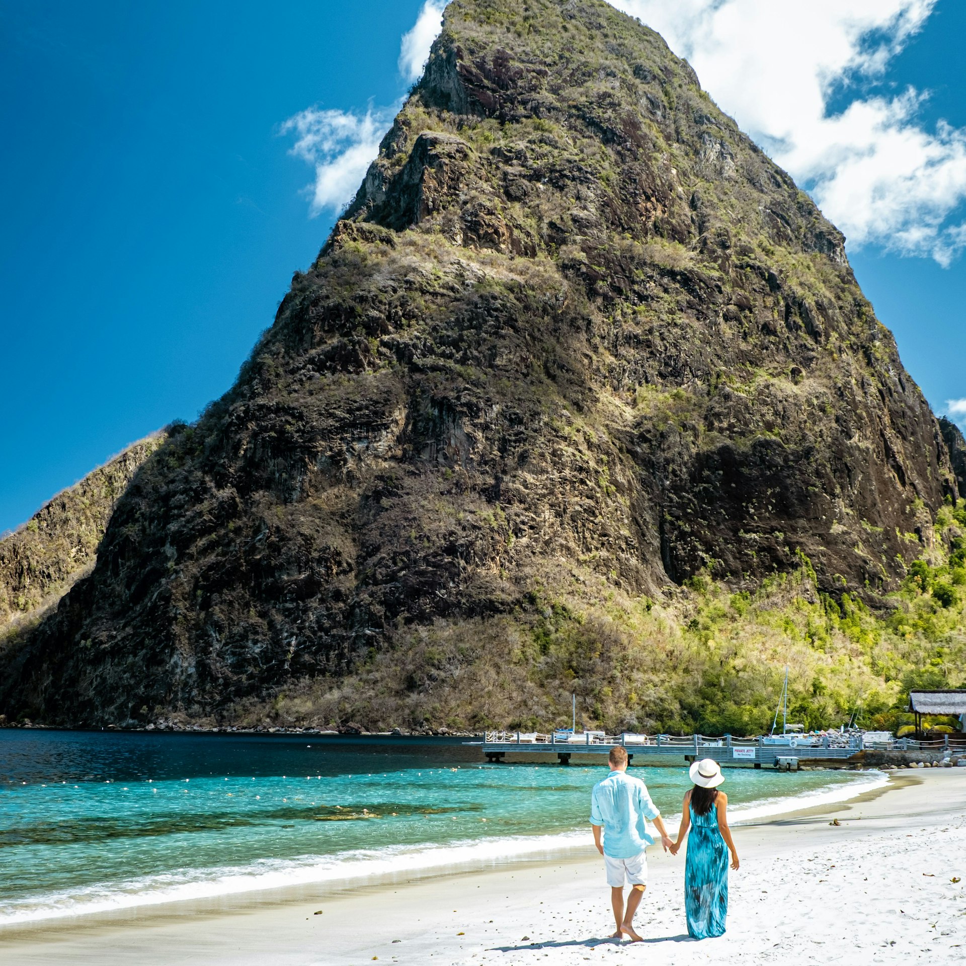 8 finest locations for {couples} to go to within the Caribbean