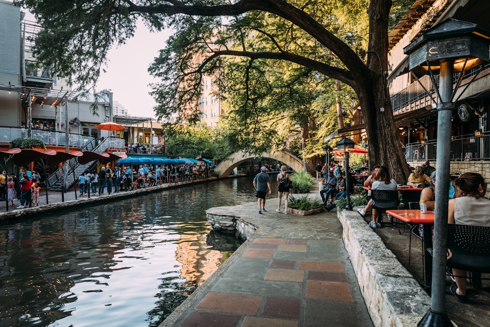 San Antonio – Travel guide at Wikivoyage