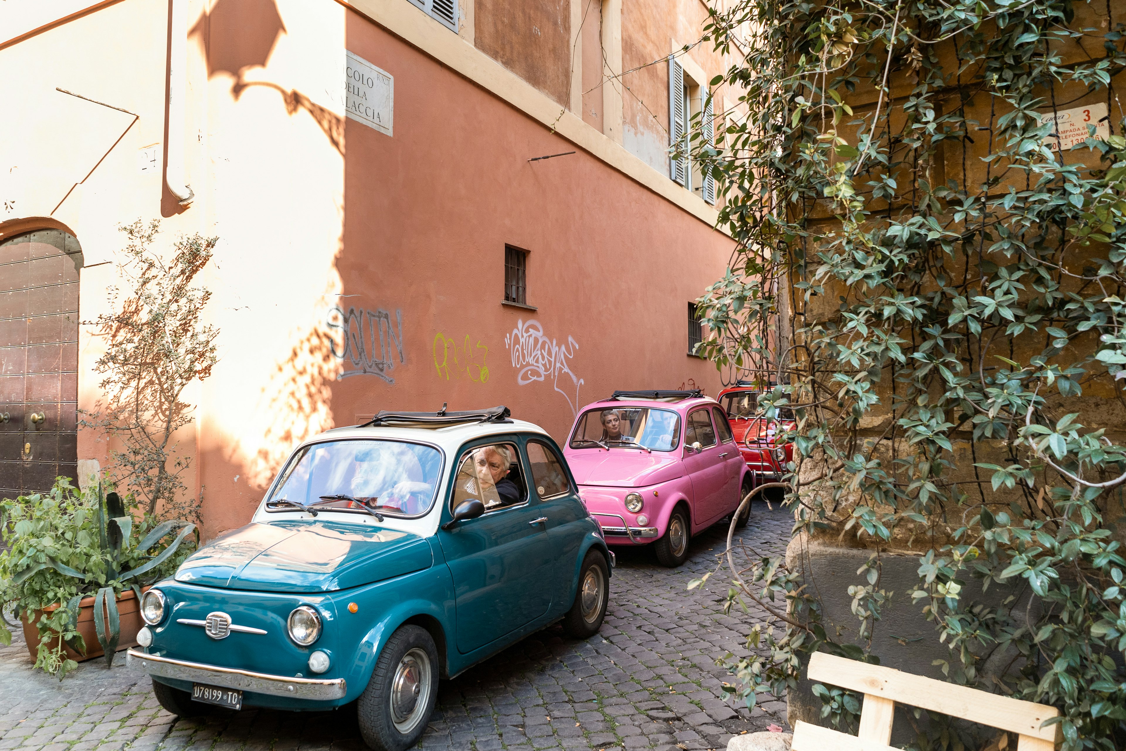 vintage fiat tour of Trastevere