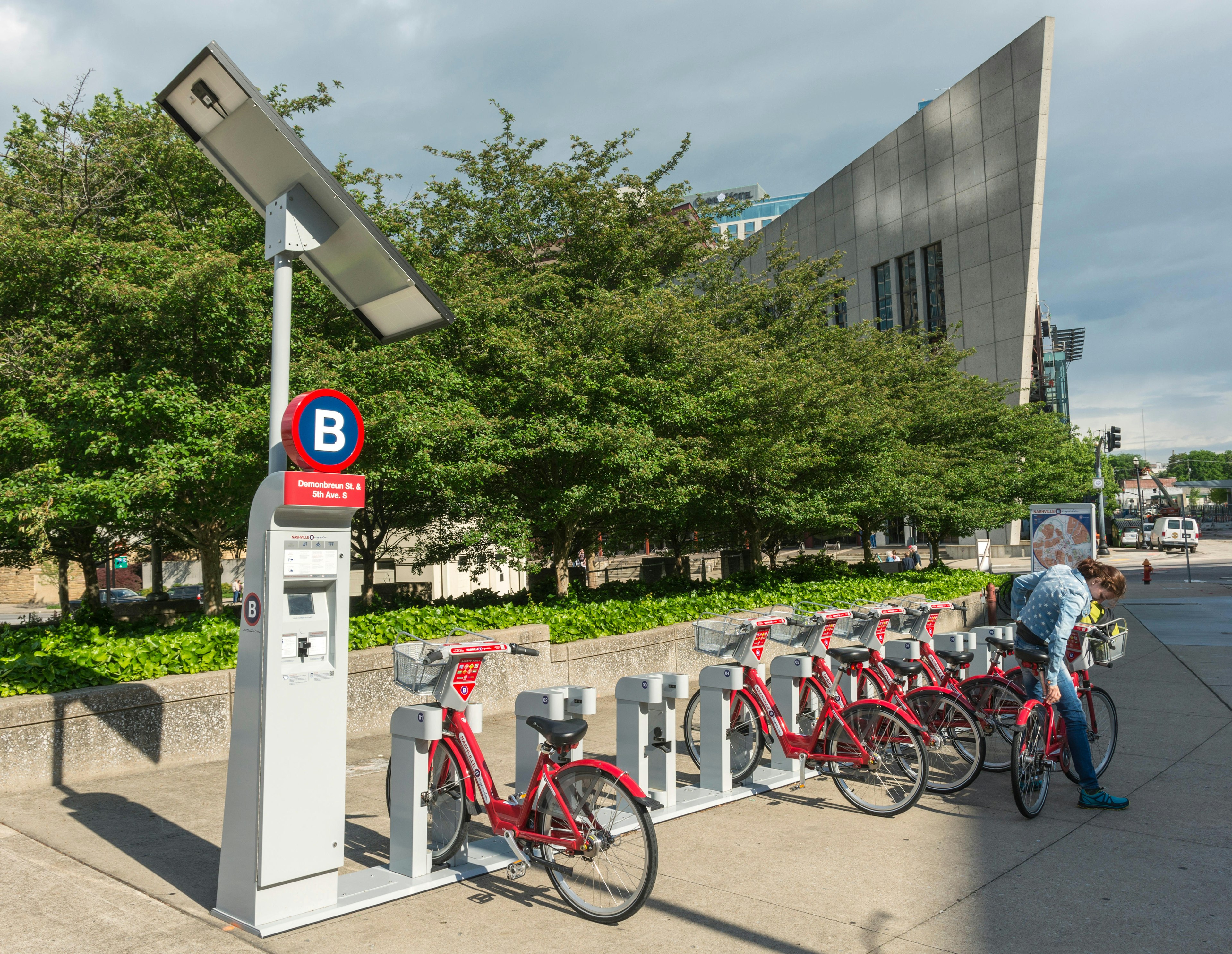 A Nashville BCycles hire bicycle station is the sunshine