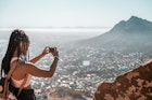 Young woman making the photo of Cape Town, South Africa.
1216992891