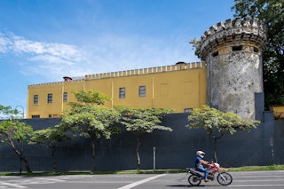 San JosÃ©, Costa Rica - September 17, 2022: Motorcycle and walls of the National Museum in the urban center of the city
San José, Costa Rica - September 17, 2022: Motorcycle and walls of the National Museum in the urban center of the city
1437999871
National Museum of Costa Rica - stock photo
San José, Costa Rica - September 17, 2022: Motorcycle and walls of the National Museum in the urban center of the city