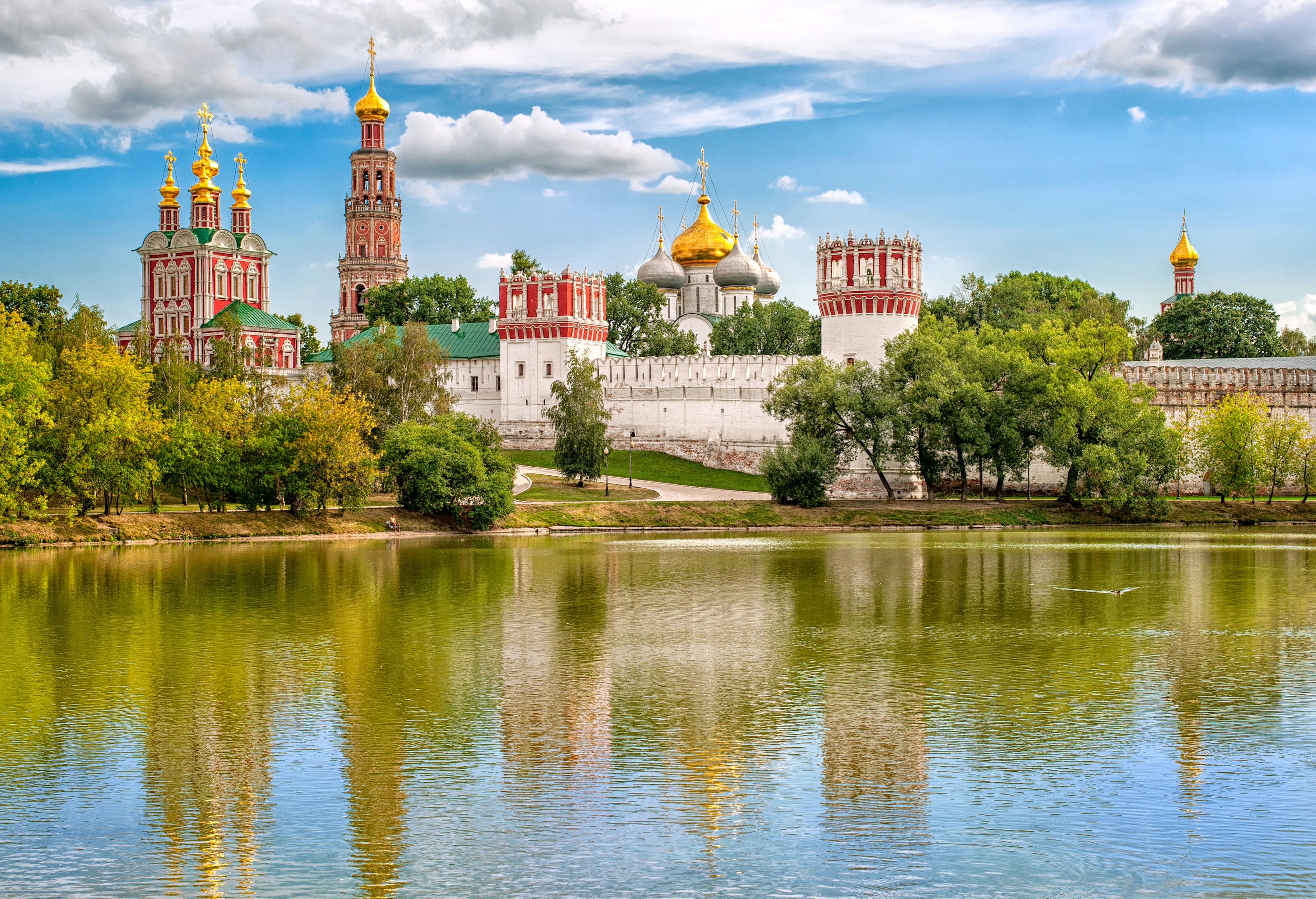 Russian orthodox churches in Novodevichy Convent monastery.
