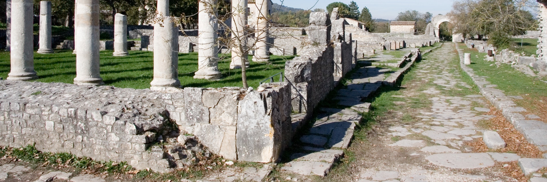 Roman ruins of Saepinum