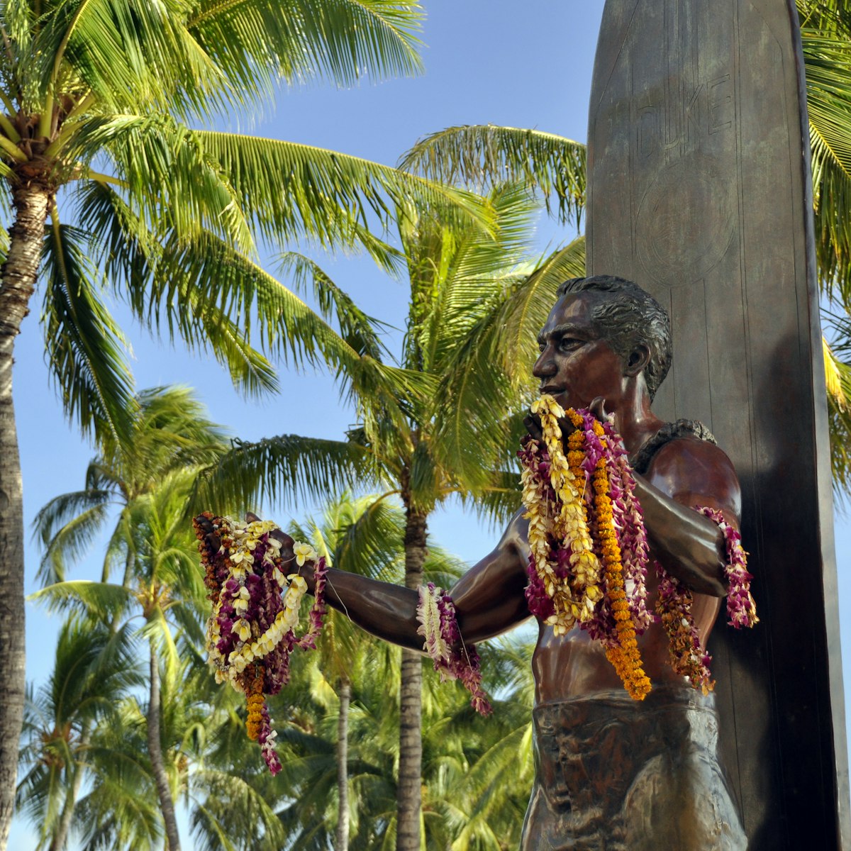 Duke Kahanamoku Statue in Waikiki Beach, Honolulu, Hawaii
