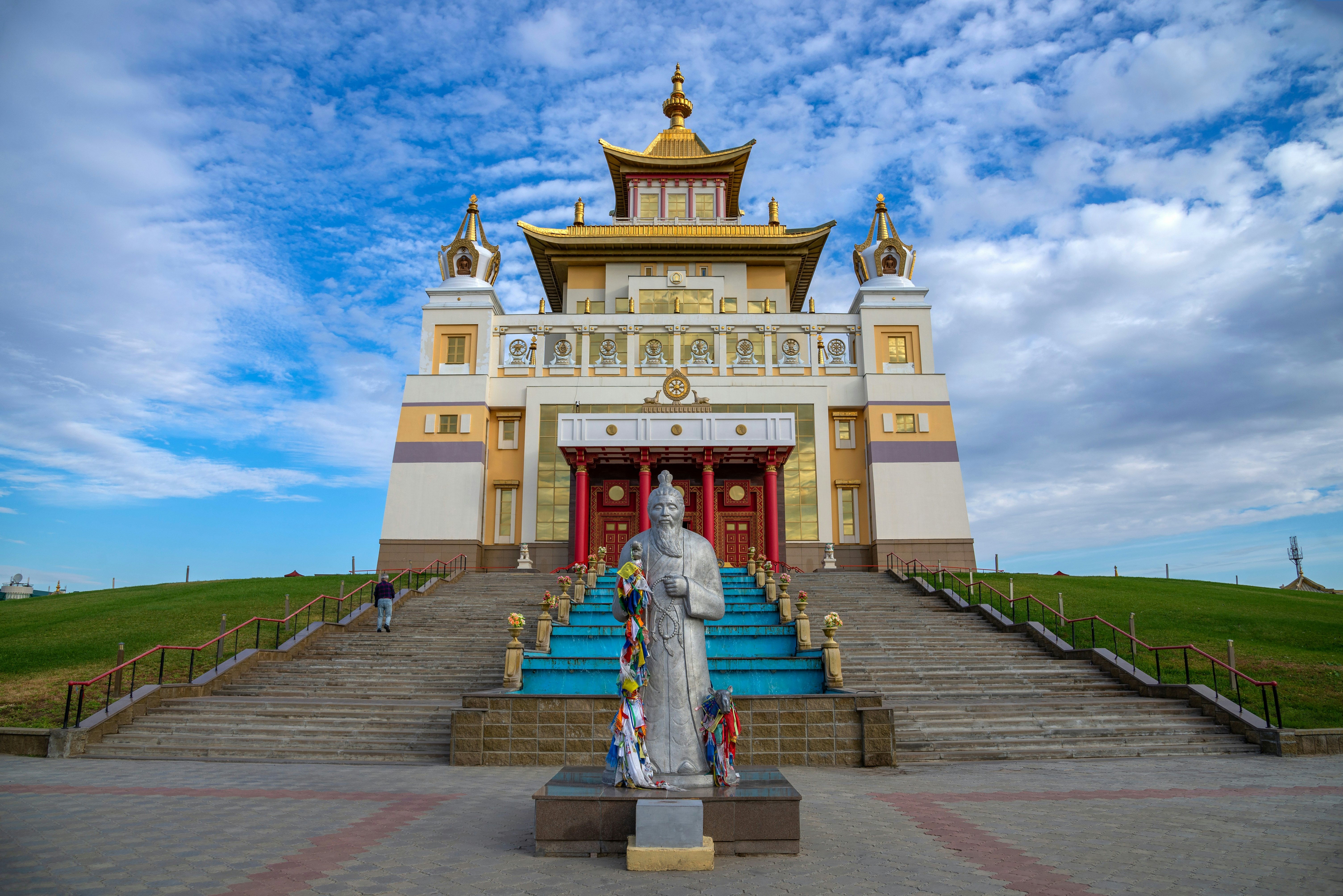Golden Abode of Buddha Shakyamuni